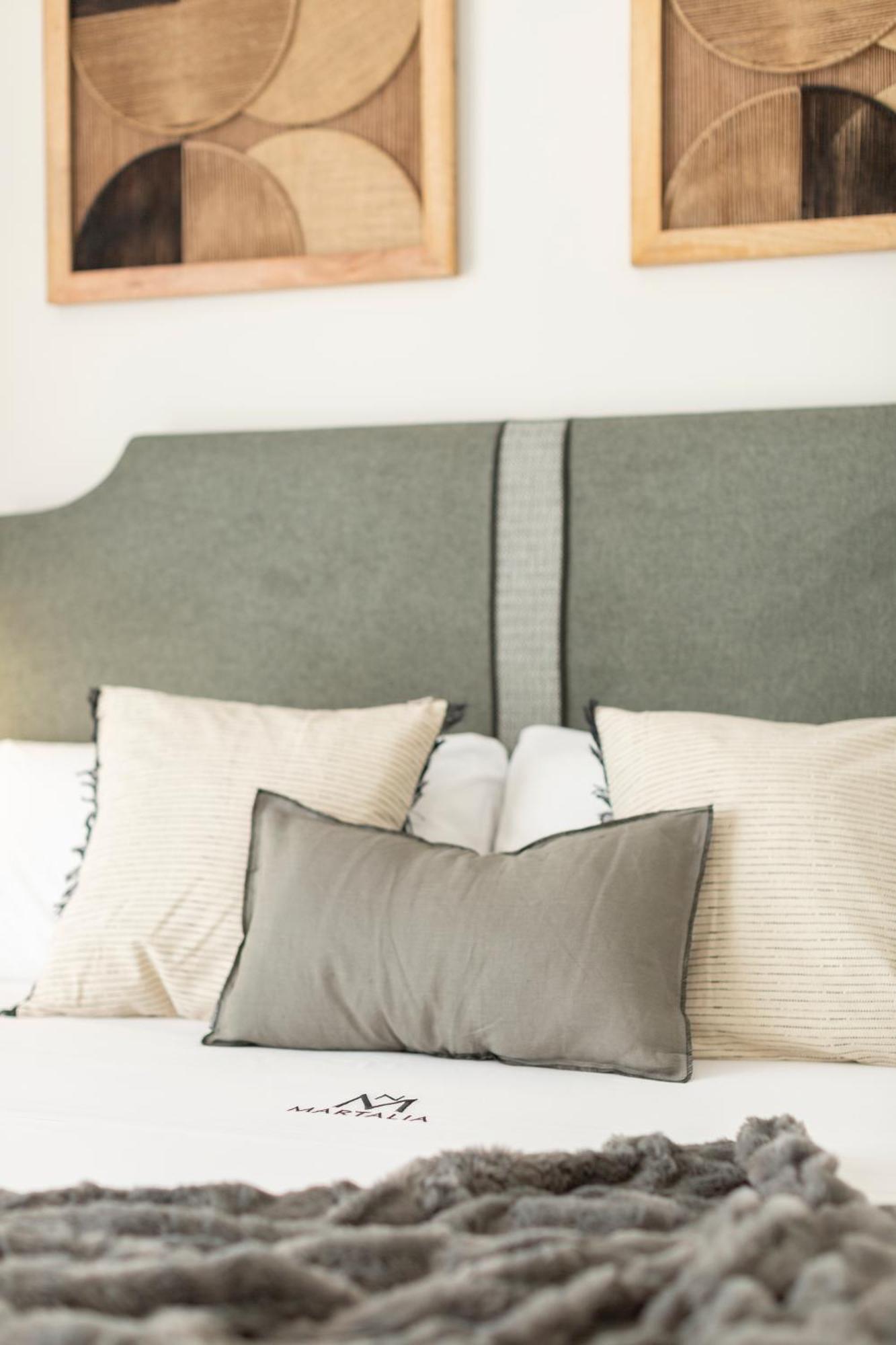 Apartamentos Martalia - La Casa Del Cedro Luxury รอนดา ภายนอก รูปภาพ