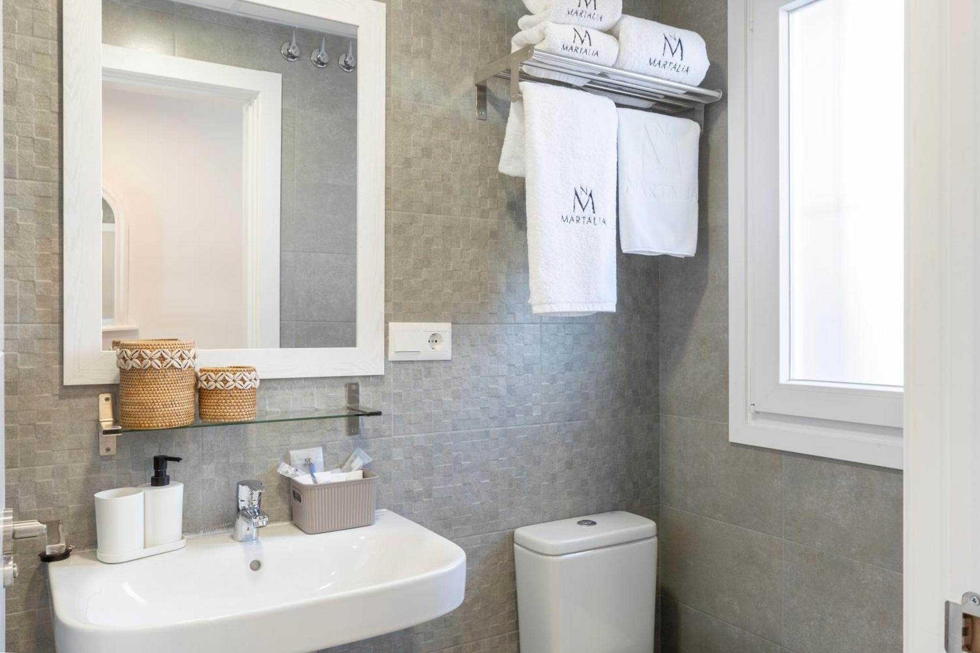 Apartamentos Martalia - La Casa Del Cedro Luxury รอนดา ภายนอก รูปภาพ